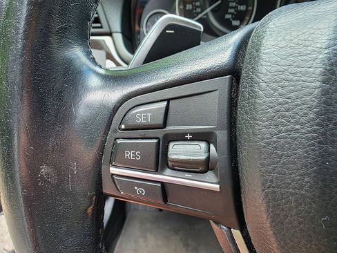 Used 2016 BMW 528i xDrive Sedan AWD/4WD image 19
