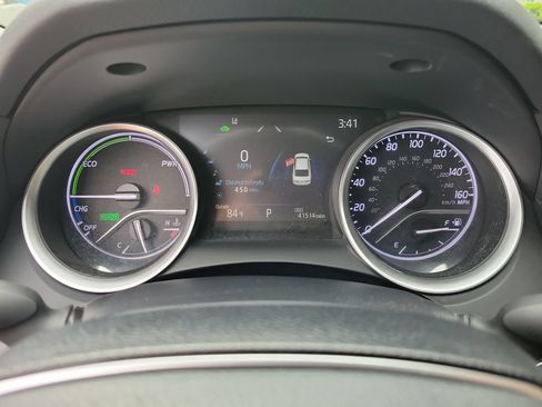 Used 2022 Toyota Camry XLE w/ Navigation Upgrade Package FWD image 21