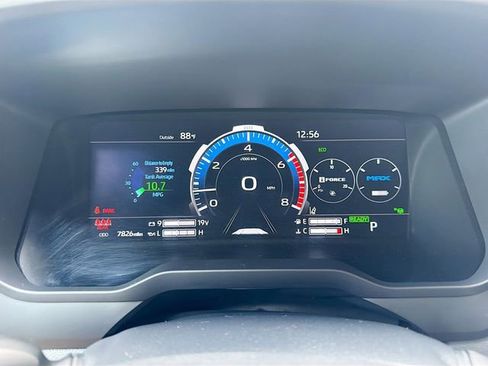 Used 2024 Toyota Tundra Limited AWD/4WD image 39