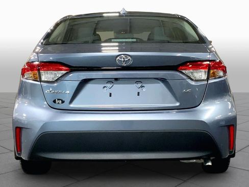 Used 2025 Toyota Corolla LE FWD image 5