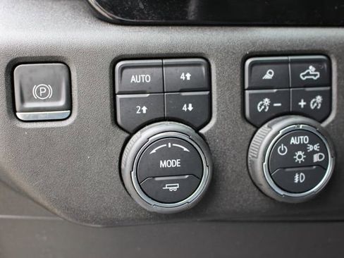 Used 2023 Chevrolet Silverado 1500 High Country w/ High Country Premium Package image 27