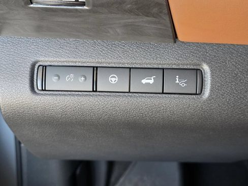 New 2026 Nissan Pathfinder Platinum AWD/4WD image 38
