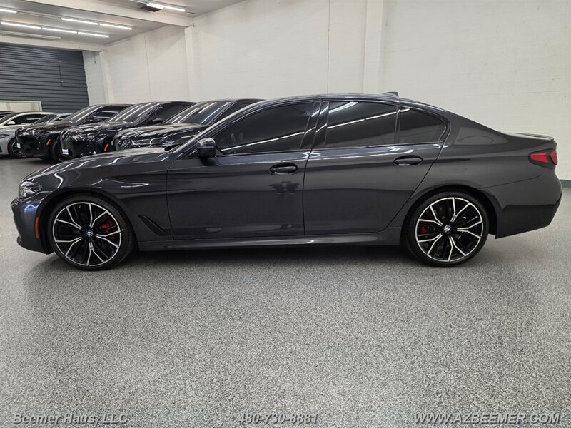 Used 2023 BMW 530i w/ M Sport Package RWD image 4