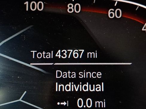 Certified 2022 BMW X5 xDrive40i w/ Premium Package image 13