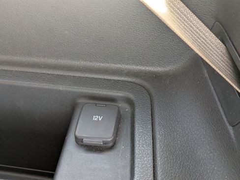 Used 2023 Ford Expedition Max Limited image 13