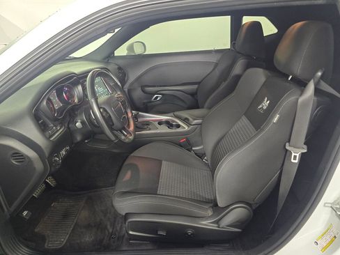 Used 2018 Dodge Challenger R/T Scat Pack w/ Driver Convenience Group image 24