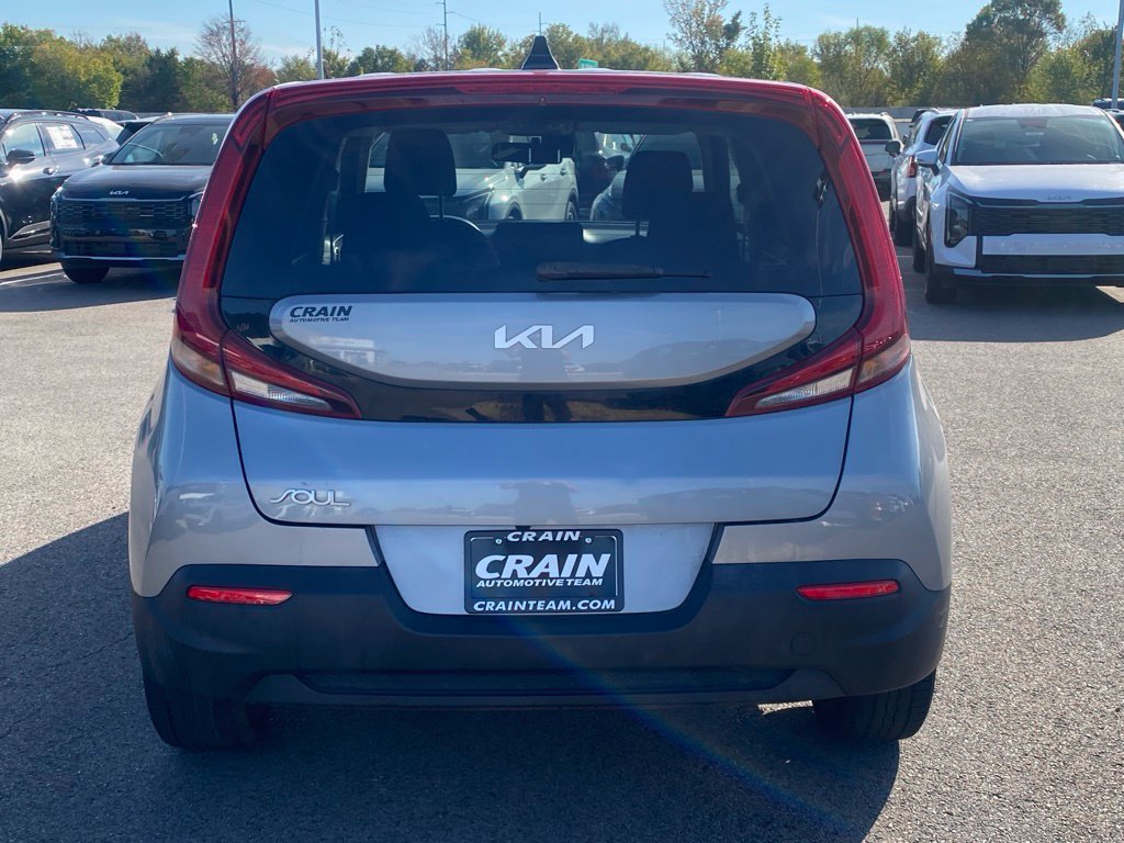 Used 2022 Kia Soul LX w/ Technology Package FWD image 6