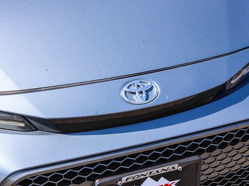 Used 2020 Toyota Corolla SE w/ Carpet Mat Package (TMS) FWD image 5