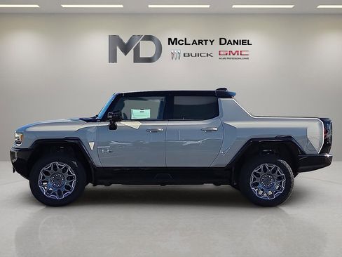 New 2026 GMC Hummer EV 4x4 Crew Cab image 3
