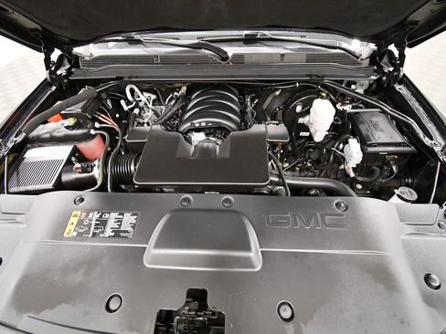 Used 2020 GMC Yukon Denali w/ Denali Ultimate Package image 12