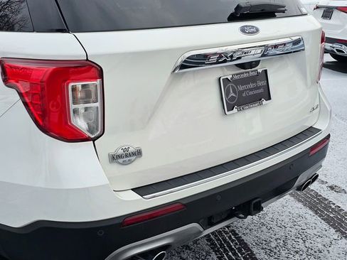 Used 2022 Ford Explorer King Ranch w/ Premium Technology Package AWD/4WD image 18