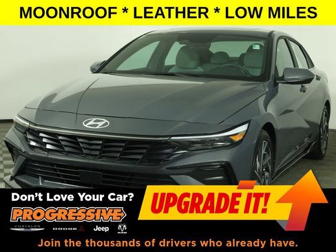 Used 2025 Hyundai Elantra Limited FWD image 1