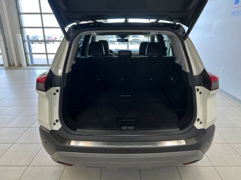 Used 2021 Nissan Rogue SL image 8