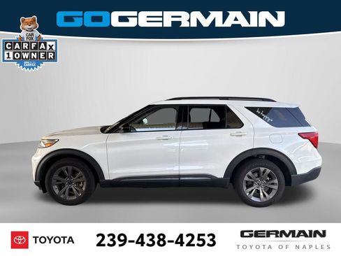 Used 2023 Ford Explorer XLT w/ Equipment Group 202A RWD image 2