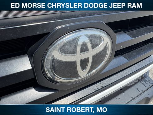 Used 2020 Toyota Tacoma SR RWD image 9