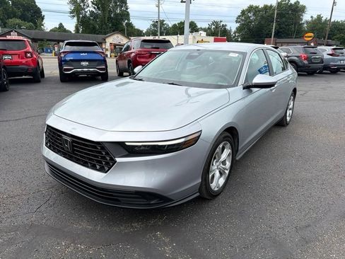 Used 2024 Honda Accord LX image 3