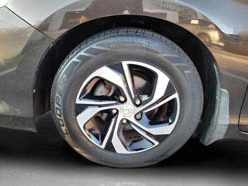 Used 2016 Honda Accord LX image 10