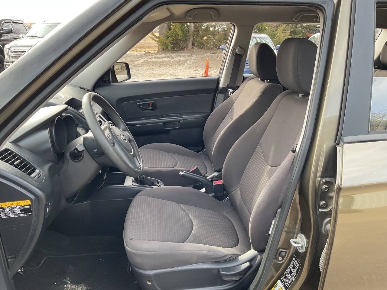 Used 2013 Kia Soul FWD image 15