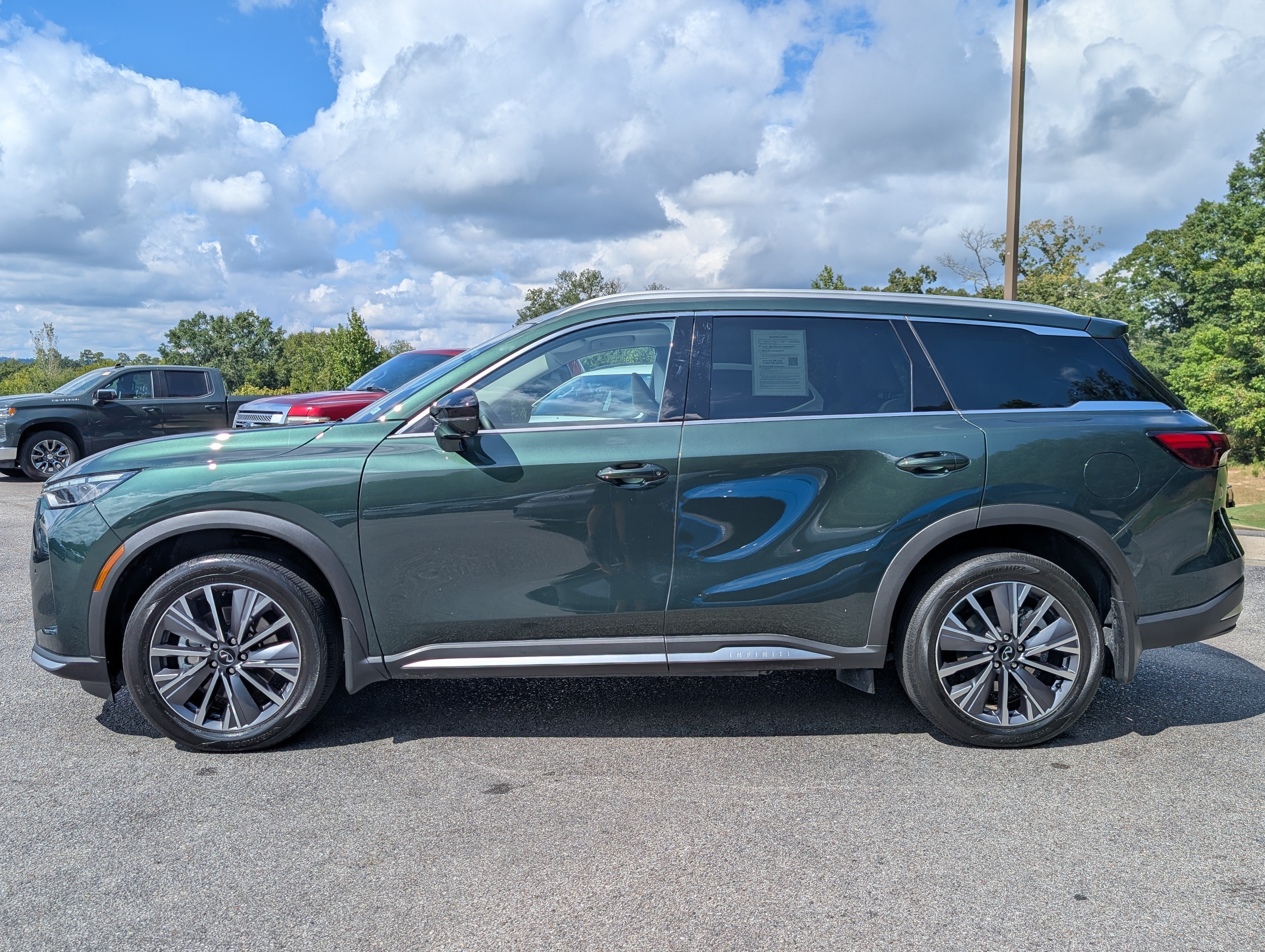 Used 2026 INFINITI QX60 Luxe w/ Cargo Package AWD/4WD image 6