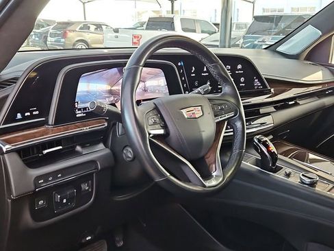 Used 2021 Cadillac Escalade ESV Premium Luxury Platinum image 9