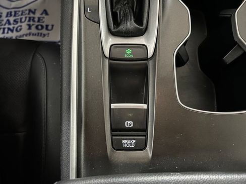 Used 2020 Honda Accord EX-L image 33