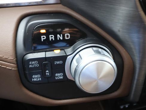 Used 2019 RAM 1500 Limited AWD/4WD image 23