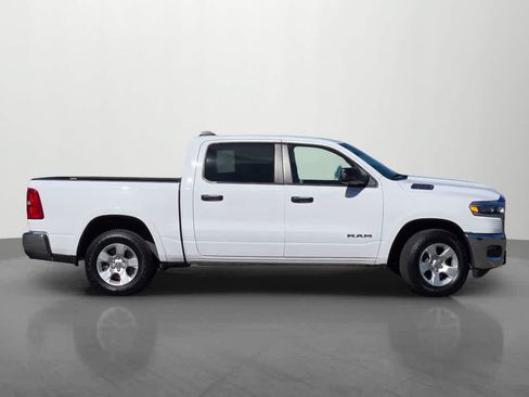 Used 2025 RAM 1500 Big Horn AWD/4WD image 7