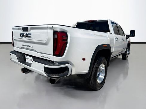 Used 2024 GMC Sierra 3500 Denali Ultimate image 3