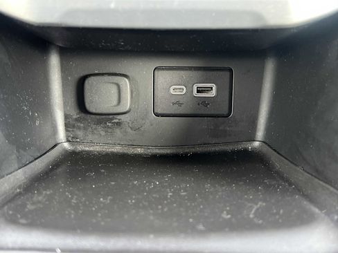 Used 2020 GMC Acadia SLE w/ Driver Convenience Package image 11