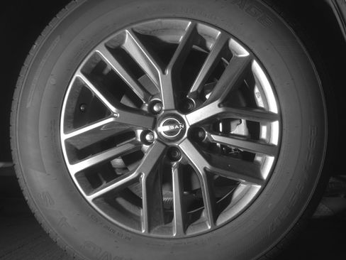 Used 2023 Nissan Rogue S image 13