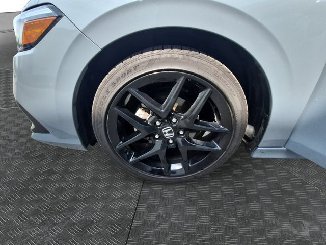 Used 2023 Honda Civic Sport image 13