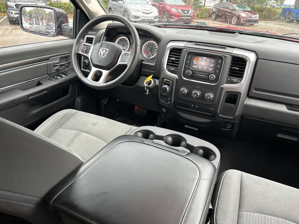 Used 2024 RAM 1500 Classic SLT AWD/4WD image 37