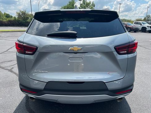 Used 2023 Chevrolet Blazer LT w/ Convenience Package FWD image 4