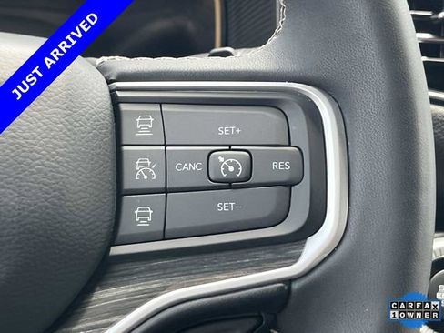 Used 2022 Jeep Wagoneer Series II AWD/4WD image 31