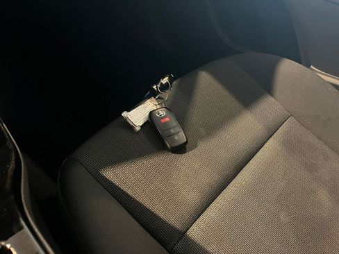 Used 2025 Toyota Prius LE image 22