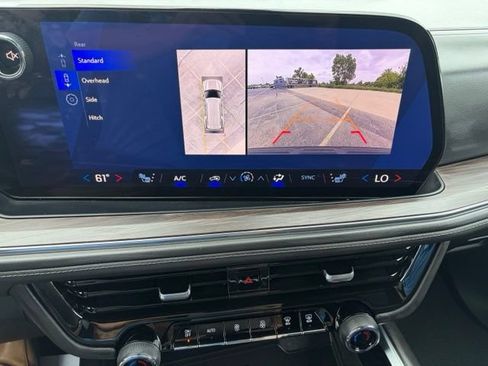 Used 2025 Chevrolet Tahoe LT w/ Comfort Package AWD/4WD image 31