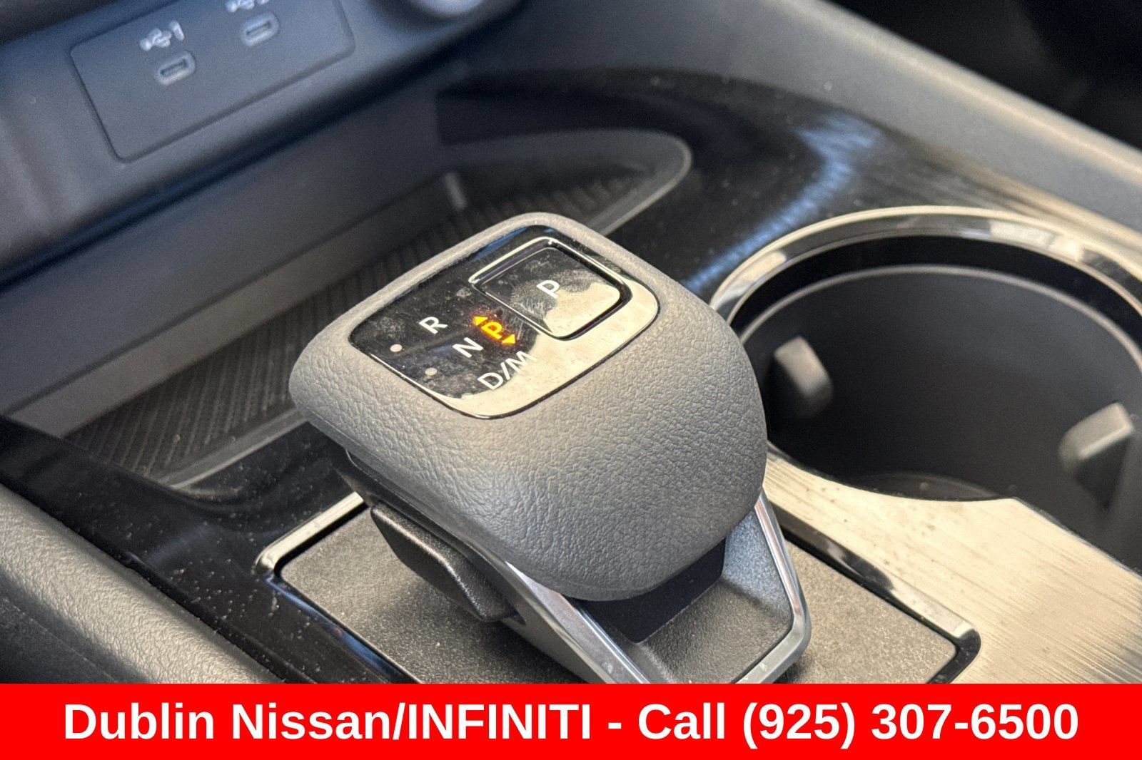 Used 2025 Nissan Rogue SV AWD/4WD image 34