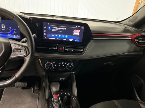 Certified 2025 Chevrolet TrailBlazer RS w/ Convenience Package image 21