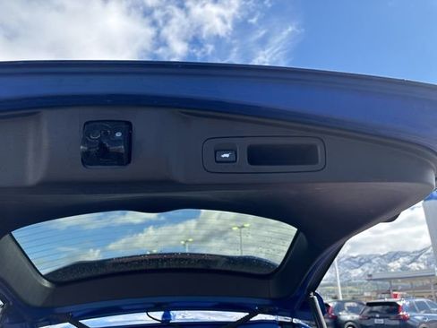 Used 2020 Honda CR-V Touring image 26