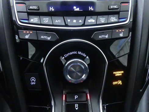 Used 2020 Acura RDX SH-AWD image 14