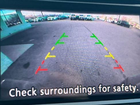 Used 2015 Nissan Frontier SV w/ SV Value Truck Package image 18