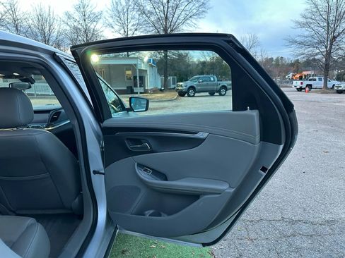 Used 2019 Chevrolet Impala LS image 17