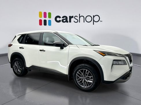Used 2023 Nissan Rogue S AWD/4WD image 7