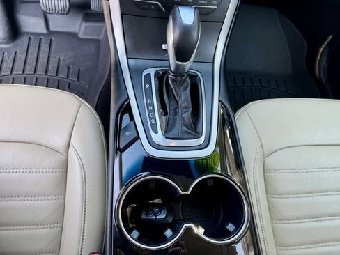 Used 2017 Ford Edge SEL w/ Equipment Group 201A image 17