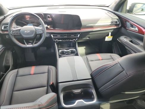 New 2026 Chevrolet Traverse RS w/ LPO, Floor Liner Package FWD image 22