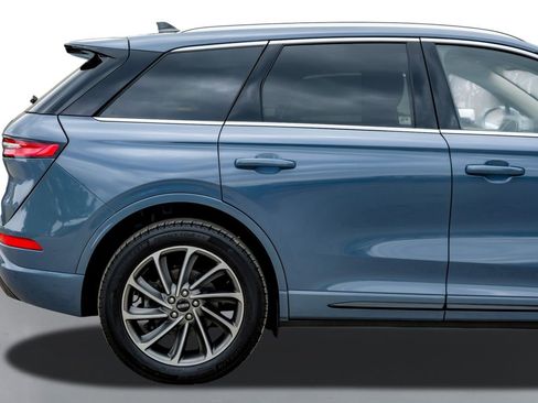 Used 2024 Lincoln Corsair Grand Touring w/ Equipment Group 301A image 6