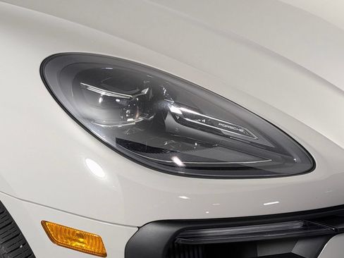 Certified 2023 Porsche Macan S AWD/4WD image 15