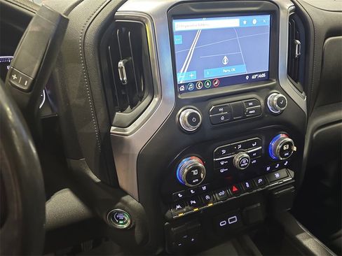 Used 2019 GMC Sierra 1500 SLT image 23