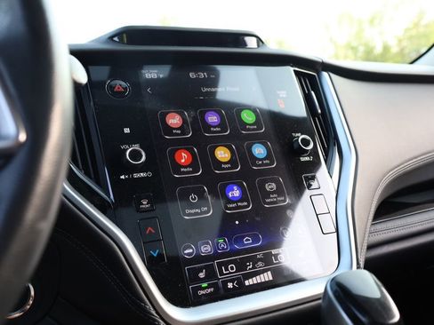 Used 2024 Subaru Outback Limited image 11