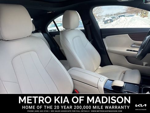 Used 2023 Mercedes-Benz CLA 250 4MATIC image 34